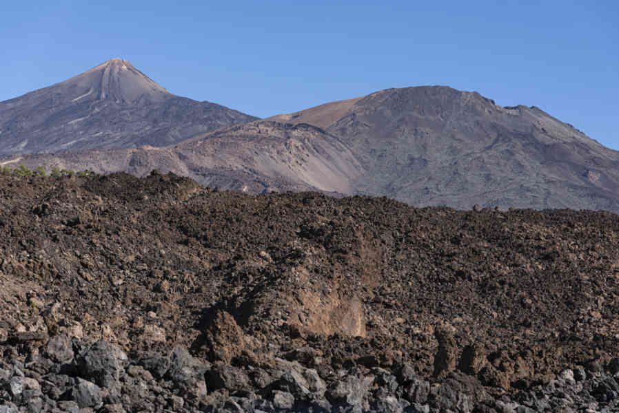 Tenerife 28 - parque nacional del Teide - volcanes Cumbre Vieja y Teide.jpg